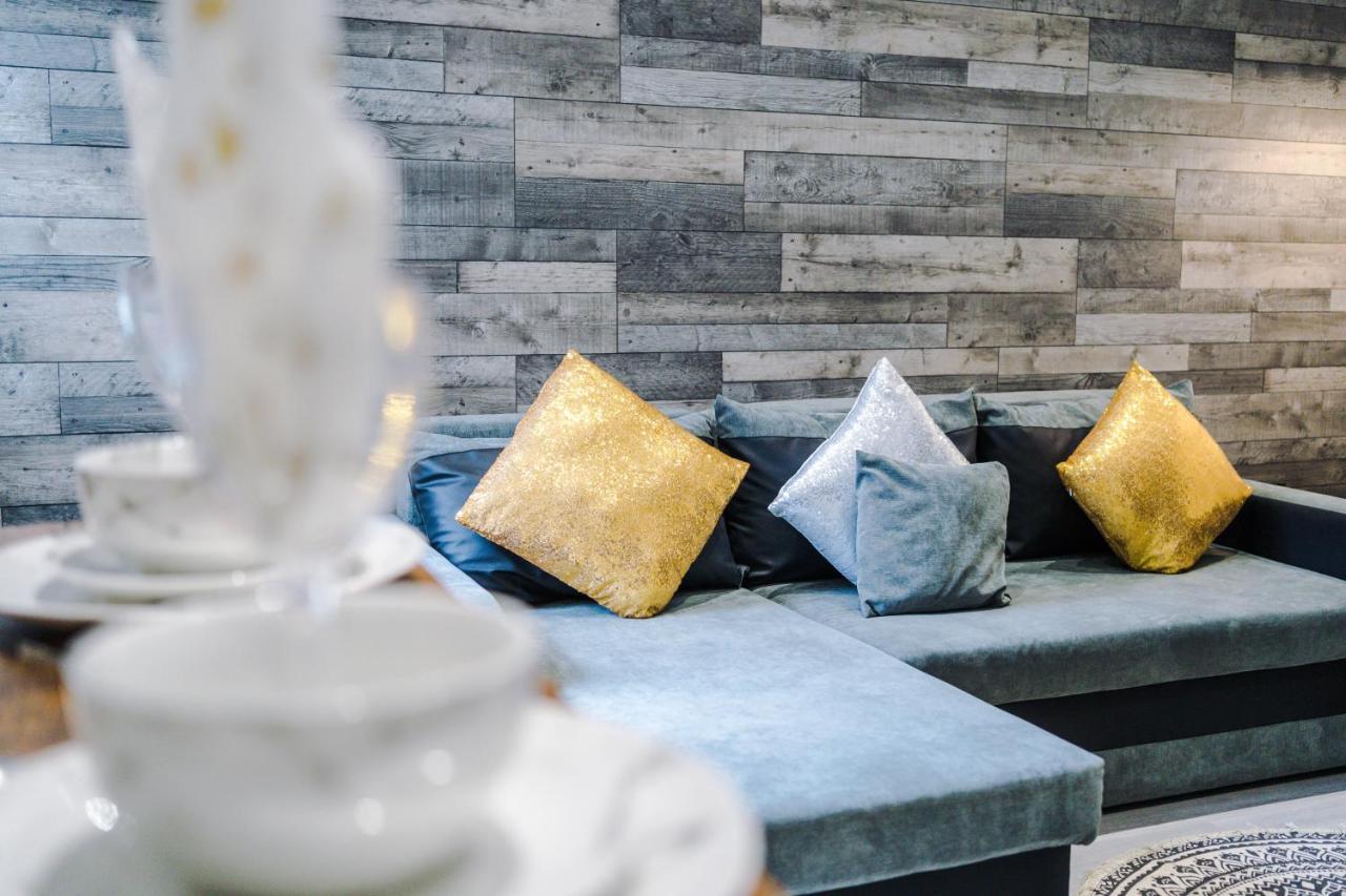Empire Blackpool Apartments - George St エクステリア 写真
